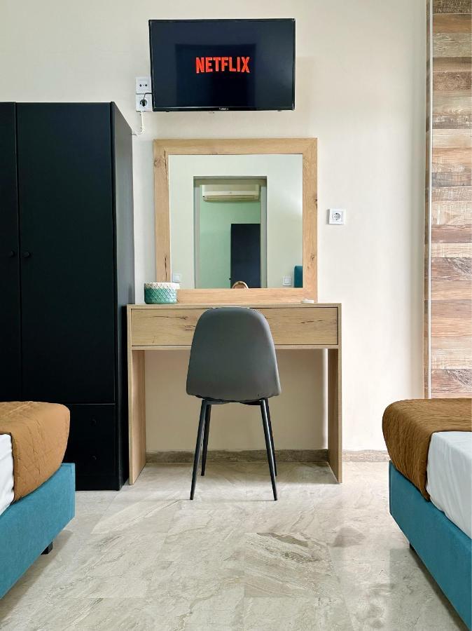 Hotel Palmera Сарті Екстер'єр фото