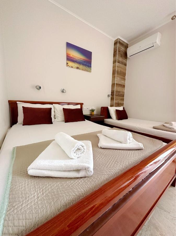 Hotel Palmera Сарті Екстер'єр фото