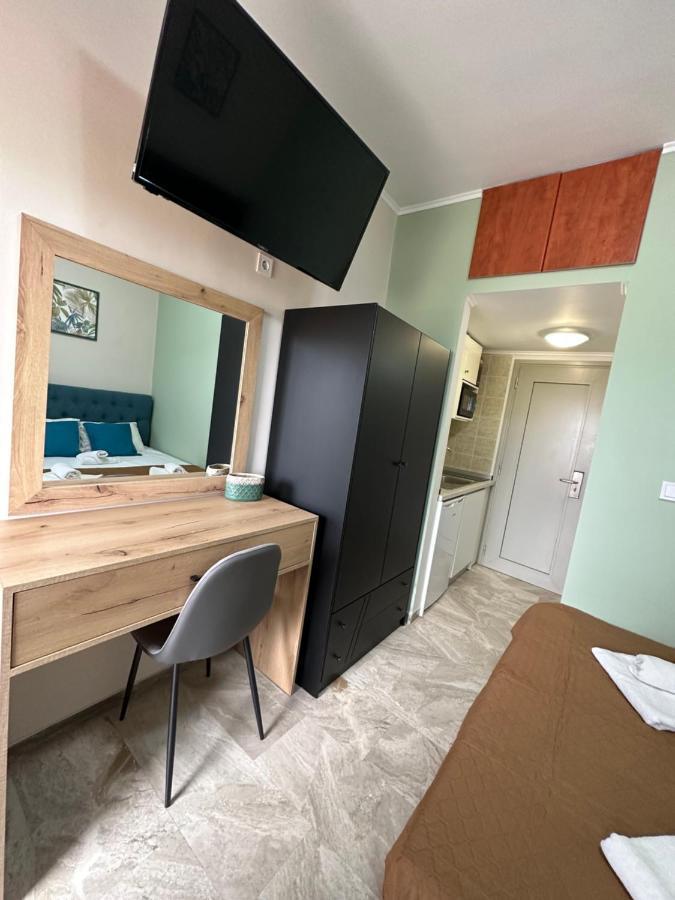 Hotel Palmera Сарті Екстер'єр фото