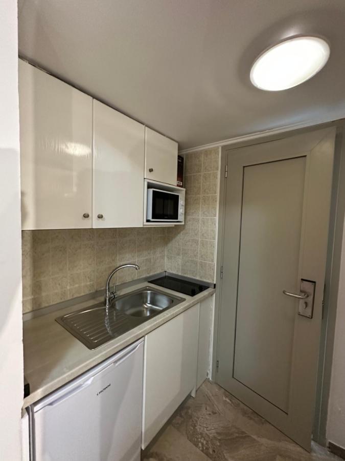 Hotel Palmera Сарті Екстер'єр фото